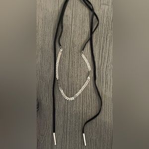 WRAP AROUND CHOKER